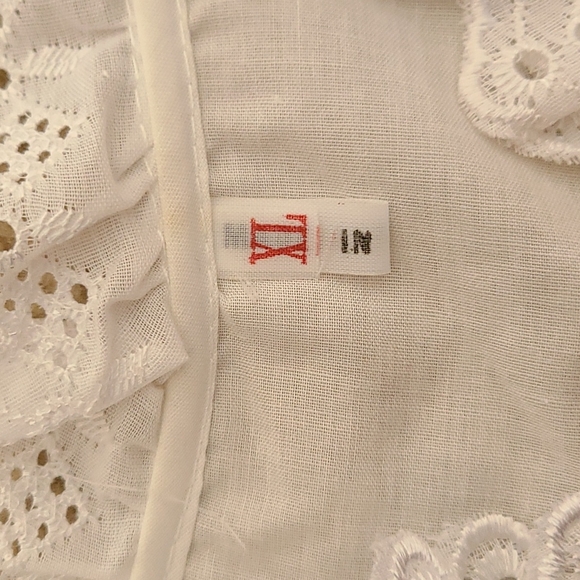 Vintage Button down lace blouse - Picture 12 of 13